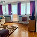 Apartment Old Town -Austrian Square Апартаменты