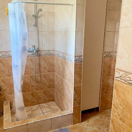 아파트 Old Town -trg Austrije 사라예보